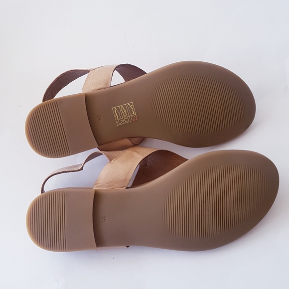 Leather Sandals - Picture 10 of 11